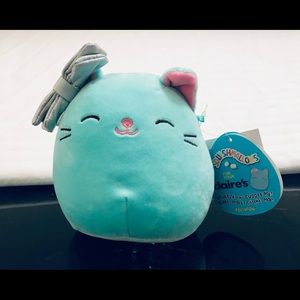 Squishmallow the Cat